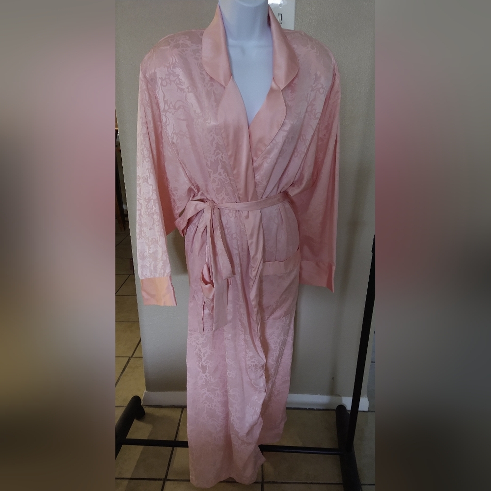 Victoria Secret Medium Robe - Picture 1 of 5